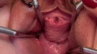 Sklavin S Fucks Her Piss Hole and Cervix at the Same Time
