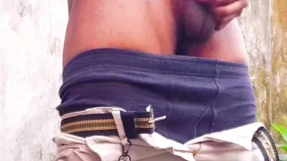 Pissing outdoor and indoor