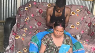 Housewife ko sar mein tel lagakar malish ki aur chudai ki fouking sex