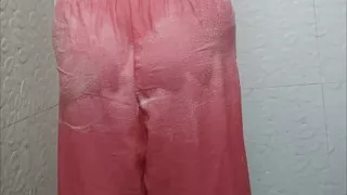 Rate my sexy booty and hanging cock in loose plazo
