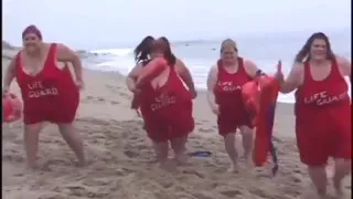 Blonde BBW seduces hunk to bang her in bed