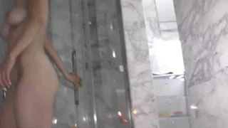 Real Home ! Warmed up a busty teen in bathroom