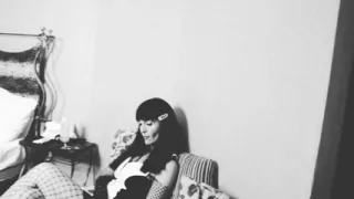 Solo Mistress BDSM strapon BBC latex Milf black white