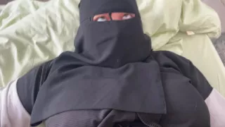 Oh my God, I had sex with a babe Arab woman wearing a hijab and sexy sheer socks.