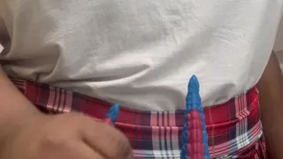 It's TOO Small So I Have To Use 1 HAND!