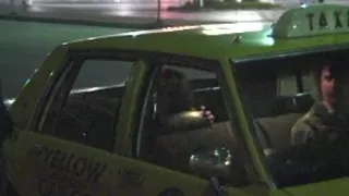 Versaute Taxifahrt: Hei&szlig;e Action im Cab