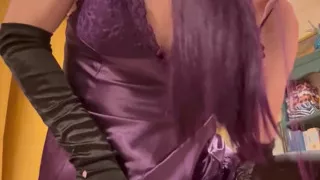 Jess Silk Rides Dildo