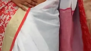 Hindi Hot Stepmom Saree Open Video Hot