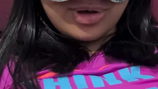 Sucking the Pussy of the Naughty Wife Sa Vanessinha