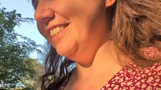 Risky squirt outside