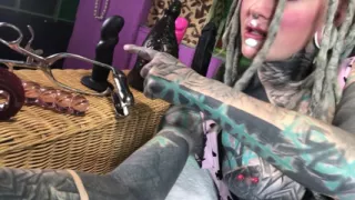 Tattooed Alternative Slut Plays with Ass Plug