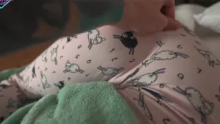 I Woke up to My Stepbrother Jerking off My Pussy