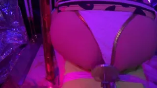 Toypleasurexxx - a Golden Toy for My Young Ass