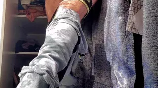 Delicious big cake shaking for big cock baby who can hold my ass