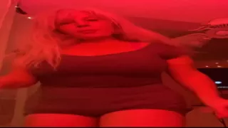 Dance with Rosie? Come on Sweet Pea. Get up and Let's Move Our Body!! Together