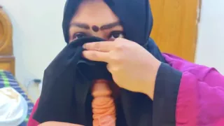 POV: Arab Muslim Maid See Boss's Cock When She Bed Clean Then Hot Maid Give Him Blowjob - Beautiful