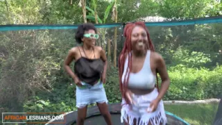 Amateur Big Tits Black BFFs Scissoring & Licking Juicy Pussy In Bed