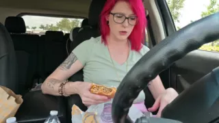 Lunch Date with Ellie