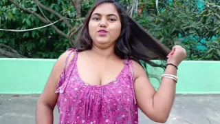 Loan emi ke Badle Bhabhi ji Ne Apne boobs pila diye or Lund ka pani bhi pinliya