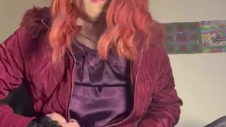 Jess Silk Rides Dildo