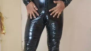 Evolve Fight Latex Doll for You Come Swallow My Cum