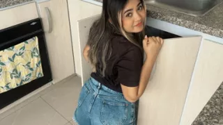 The Useless Maid Kneels Down Not to Get Fired - She Sucks My Cock and I End up Fucking Her Hard