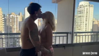 My Naughty Wife Waited for Me in Her Nightgown on the Apartment Balcony - I Ate Her Pussy