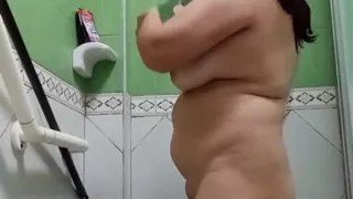 She's Take a Bath and Play Her Big Tits and Tight Pussy