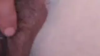 Desi bhabhi apni chut me ungli dal kar pani nikal rahi h...