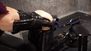 Latex Fitish Girl