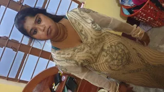 model girl dress desi bhabhi hot