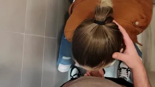 Blowjob Riskged in the Bathroom of the University with My Professor!
