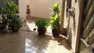 Hot customer asked for cooking gas and was teasing the delivery man (Real video)