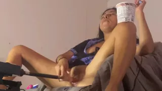 Honduran Baddie Gets Pussy Stretched
