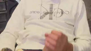 Mike having a good jerk off