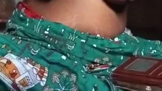 Pusssy fingering...milk drop