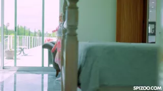 Naughty Babe Eva Nyx Gets Fucked By Monster Dick