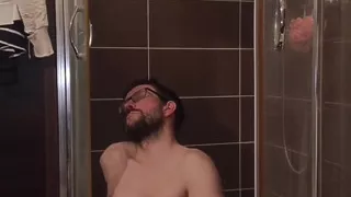 Jerking off a Cock in the Shower