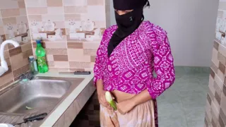 Big Cucumber in tight pussy Desi bhabi bed room secret