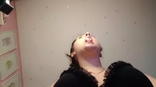 Underboob View While Doing Big Bubbles - Bunny Looner