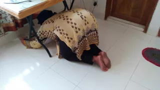 Fucking a Beautiful Maid in Saudi Arabia