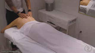 Cheating Wife Fucks the Massage Therapist