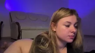 Jucielussie with vibraton in the pussy