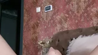 Single mom plays with herself while nobody is at home
