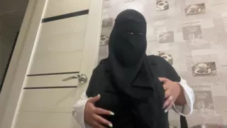 Khalifa in Hijab Masturbates in the Kitchen