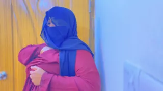 A Hot Egyptian Girl Wants to Have Sex with You