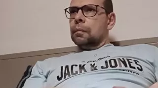 Vote yes or no in the comments for a moment with my cock