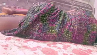 A muslim boy anal fucked beautiful hindu housewife.