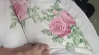 Secretly Jacking off to Stepmom's Foot