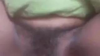 Kalpana bhabhi ne chut se pani nikal diye